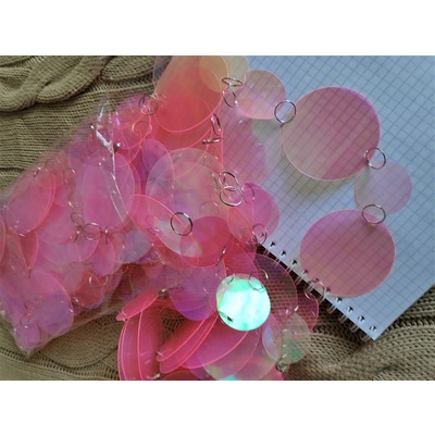 Гирлянда из фольги - Круги розовые прозрачные (фото, вид 2)