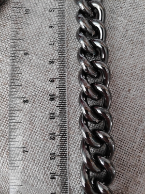    -32 (,    -32 )