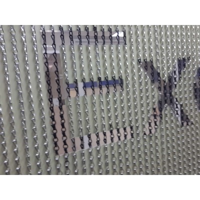 Металлические шторы из цепей - с надписью (фото, вид 1)