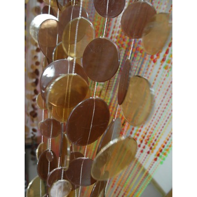 Штора из бусин Круги крупные бежево-коричневые (фото)
