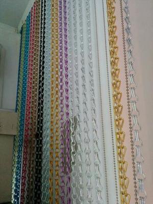 Алюминиевые декоративные шторы - разноцветные (фото)